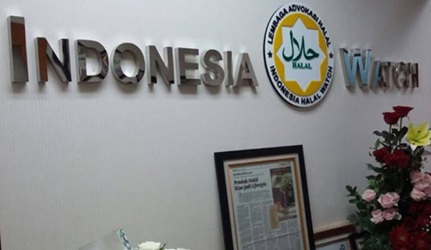Polemik Isu Sumber Air Aqua, Indonesia Halal Watch Ingatkan Potensi Sanksi Berat Polemik Isu Sumber Air Aqua, Indonesia Halal Watch Ingatkan Potensi Sanksi Berat